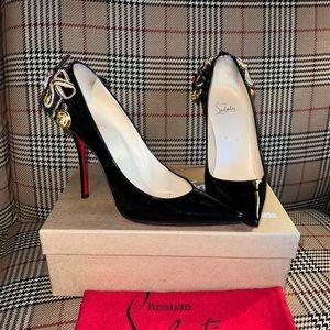 Christian Louboutin Galonna 100mm patent. Black/Gold. Size EU 38.